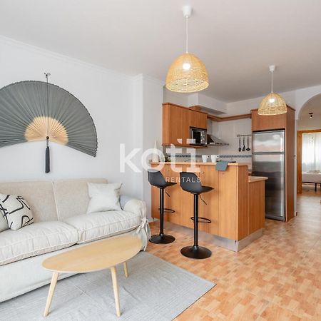 Koti Rentals - Sandy Beach Apartment Fuengirola Buitenkant foto
