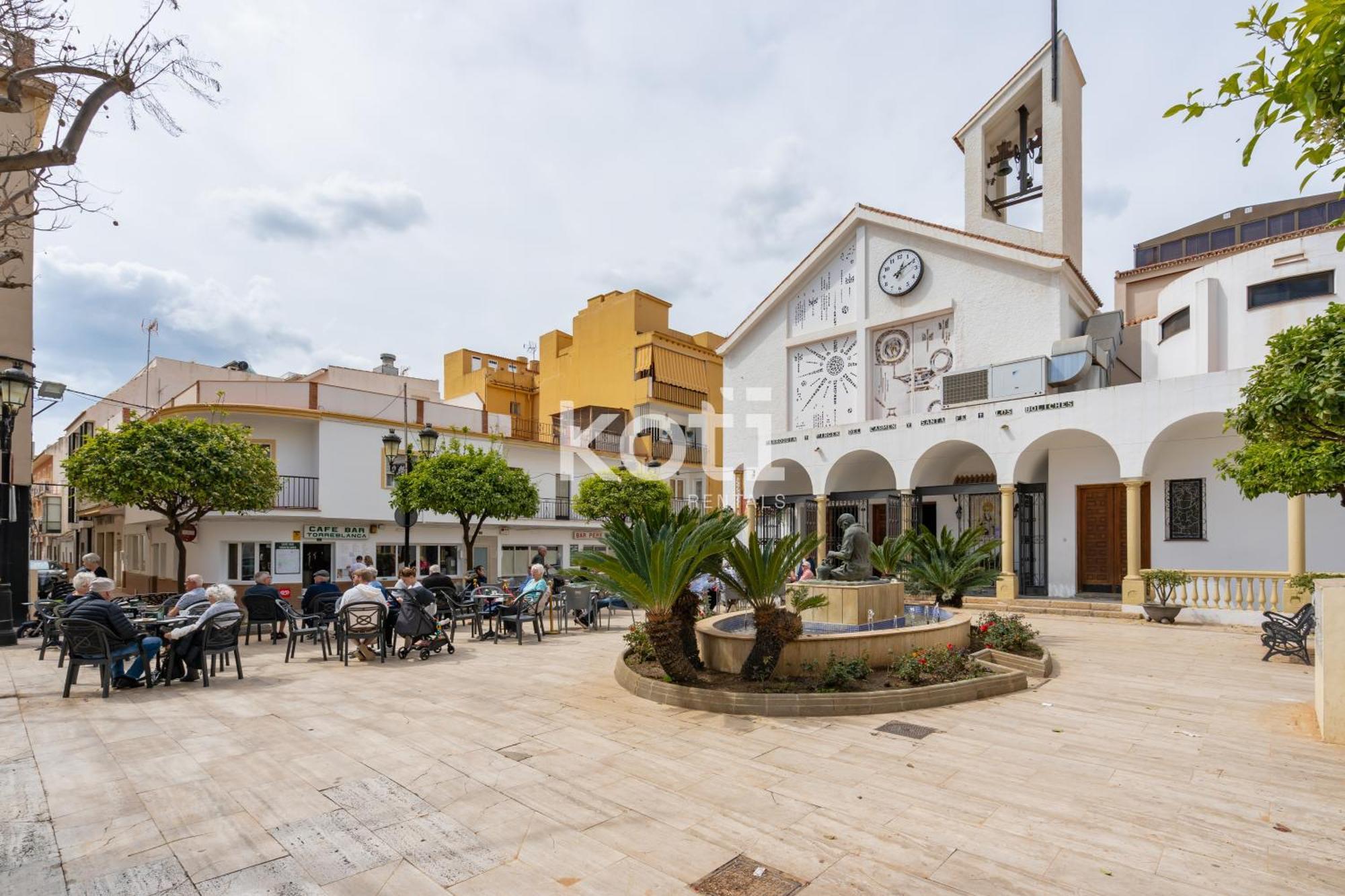 Koti Rentals - Sandy Beach Apartment Fuengirola Buitenkant foto