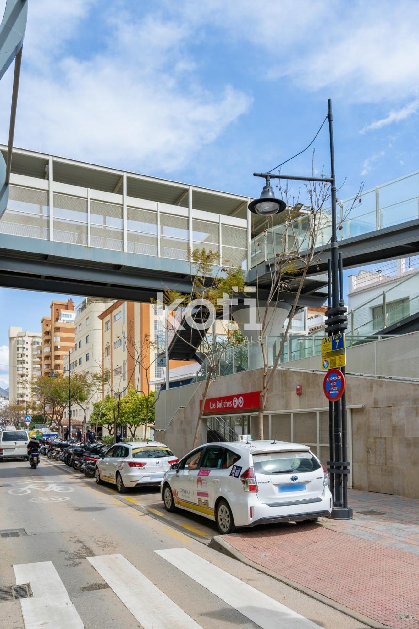 Koti Rentals - Sandy Beach Apartment Fuengirola Buitenkant foto