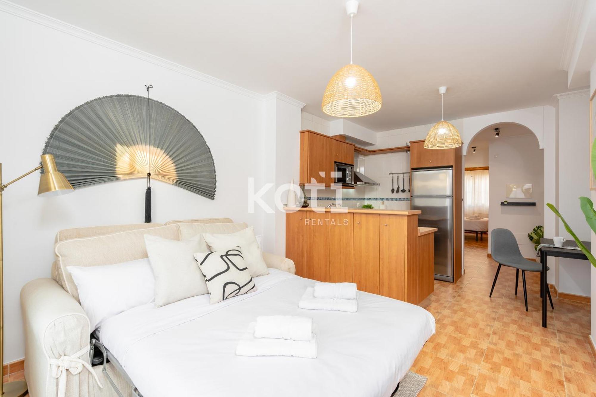 Koti Rentals - Sandy Beach Apartment Fuengirola Buitenkant foto
