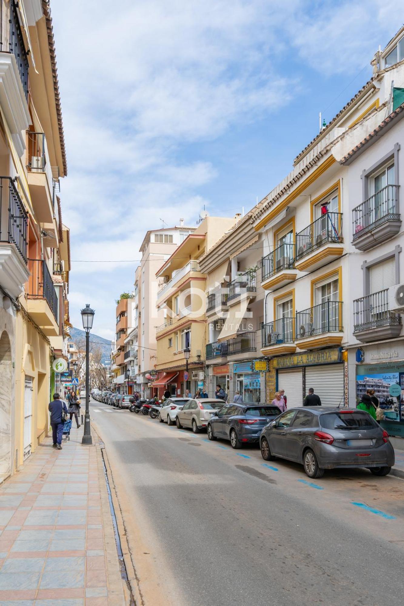 Koti Rentals - Sandy Beach Apartment Fuengirola Buitenkant foto