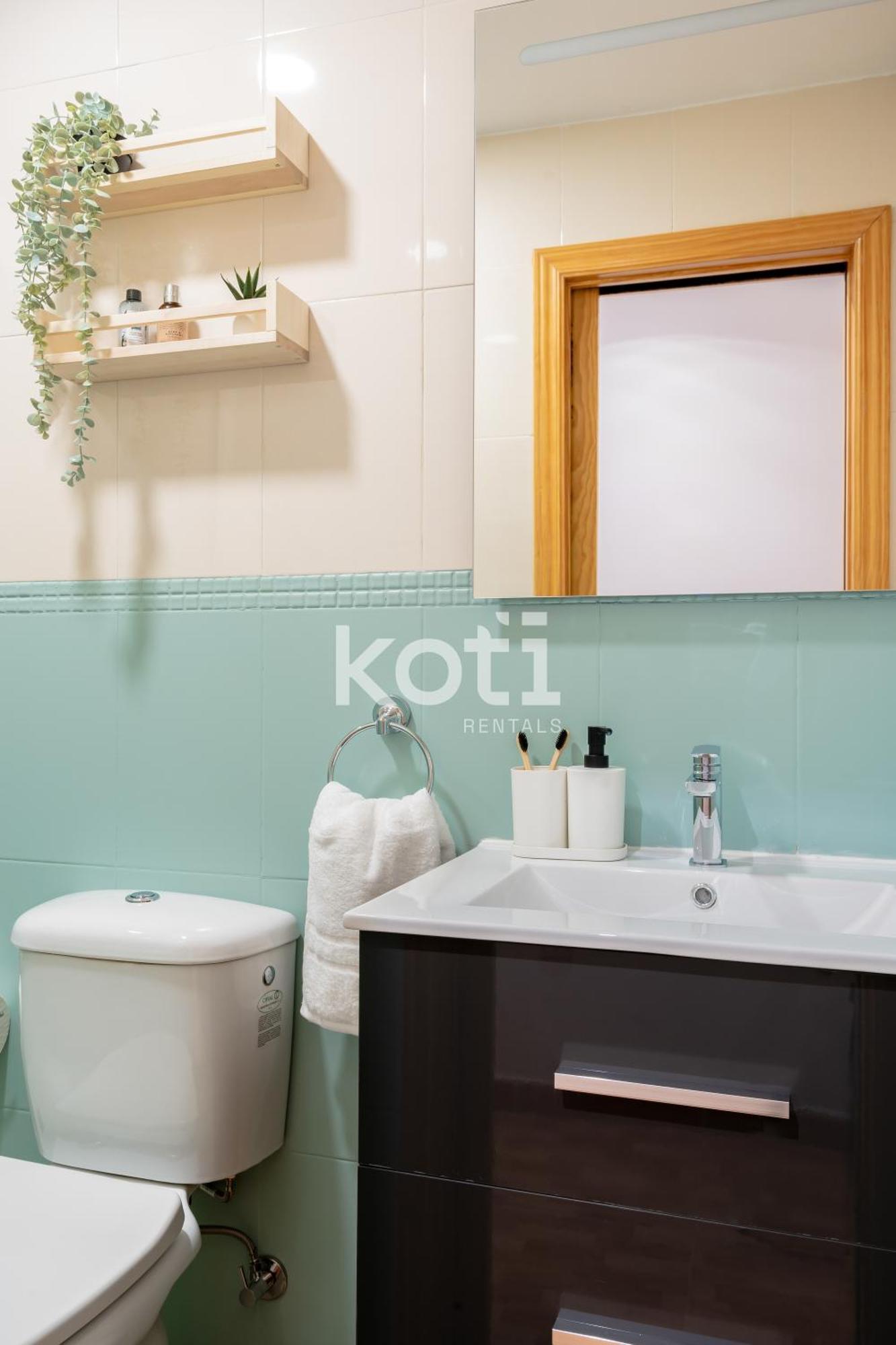 Koti Rentals - Sandy Beach Apartment Fuengirola Buitenkant foto